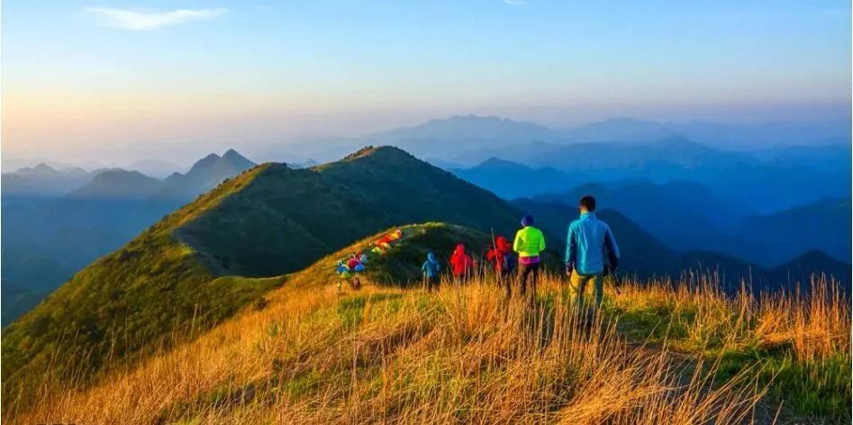 【登山徒步】穿越十门九不关，登顶搁船尖，攻占光明顶